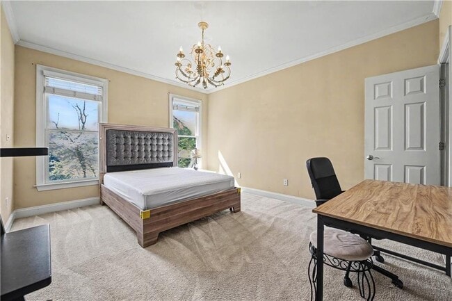 Building Photo - 4026 Palisades Main