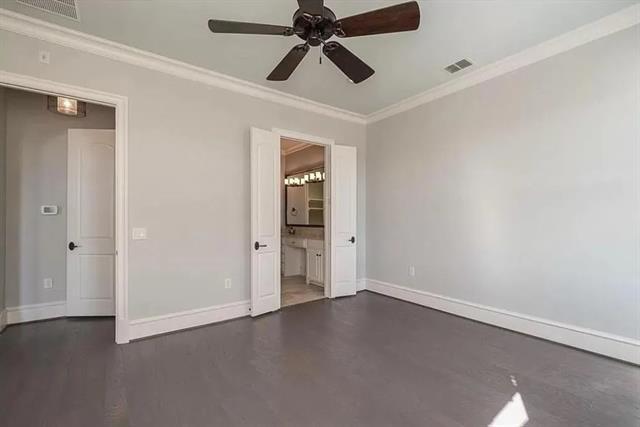 Building Photo - 6675 Mediterranean Dr