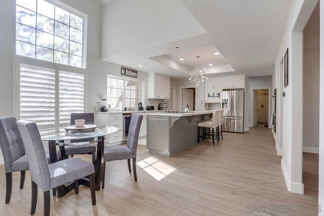 Building Photo - 1696 Gil Way