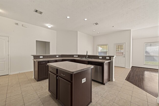 Building Photo - 9202 Sorrell Hollow Ln