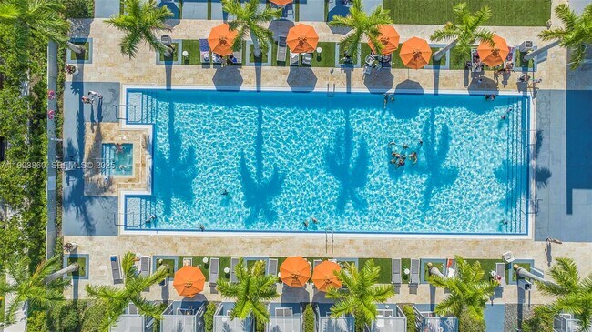 Building Photo - 10330 NW 68th St