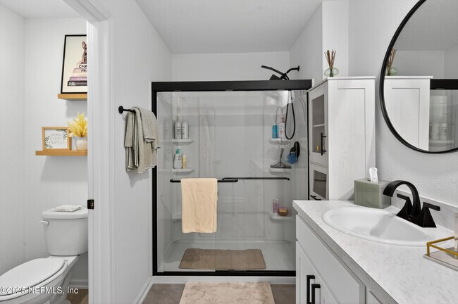 Building Photo - 33 Coastline Wy