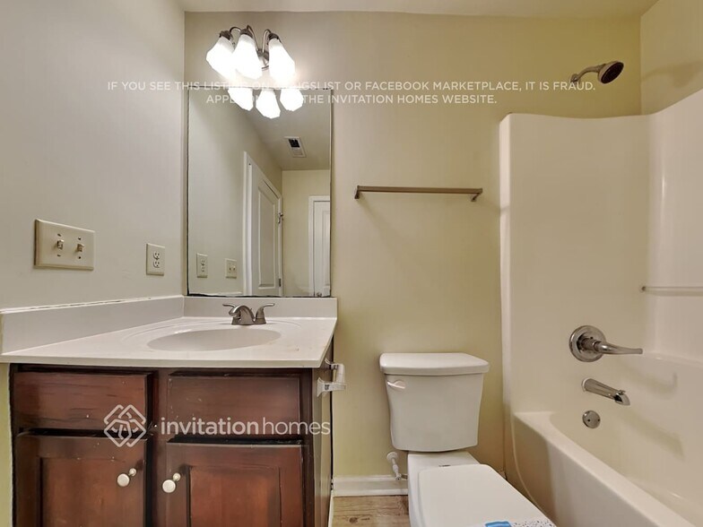 Building Photo - 8120 Brookbend Dr