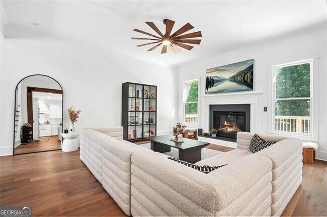 Building Photo - 3346 Kenyon Creek Dr NW