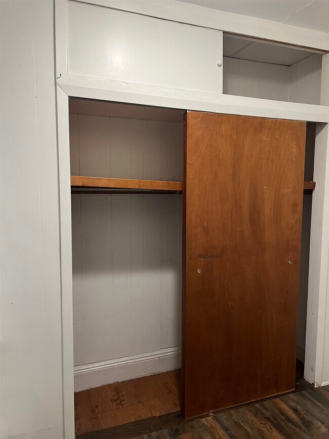 Building Photo - 1511 46th St