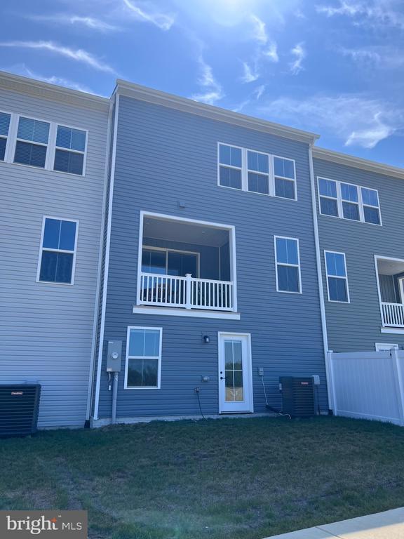 Building Photo - 9212 Edenderry Dr