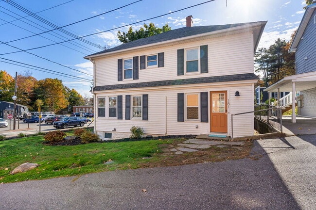 Building Photo - 181 Main St