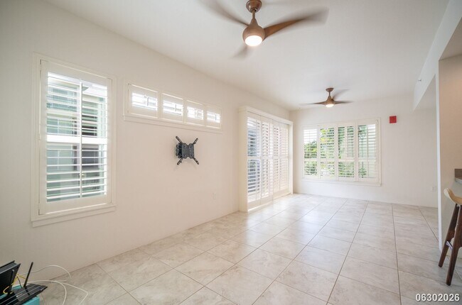 Building Photo - $3,300 / 1BR • 1BA • 757 SF • First-Floor Ka Malanai Condo | Available Now! (Kailua)