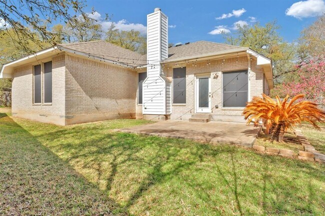 Building Photo - 6205 Clarion Dr