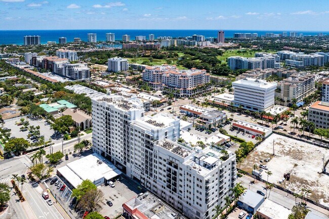 Building Photo - 155 E Boca Raton Rd