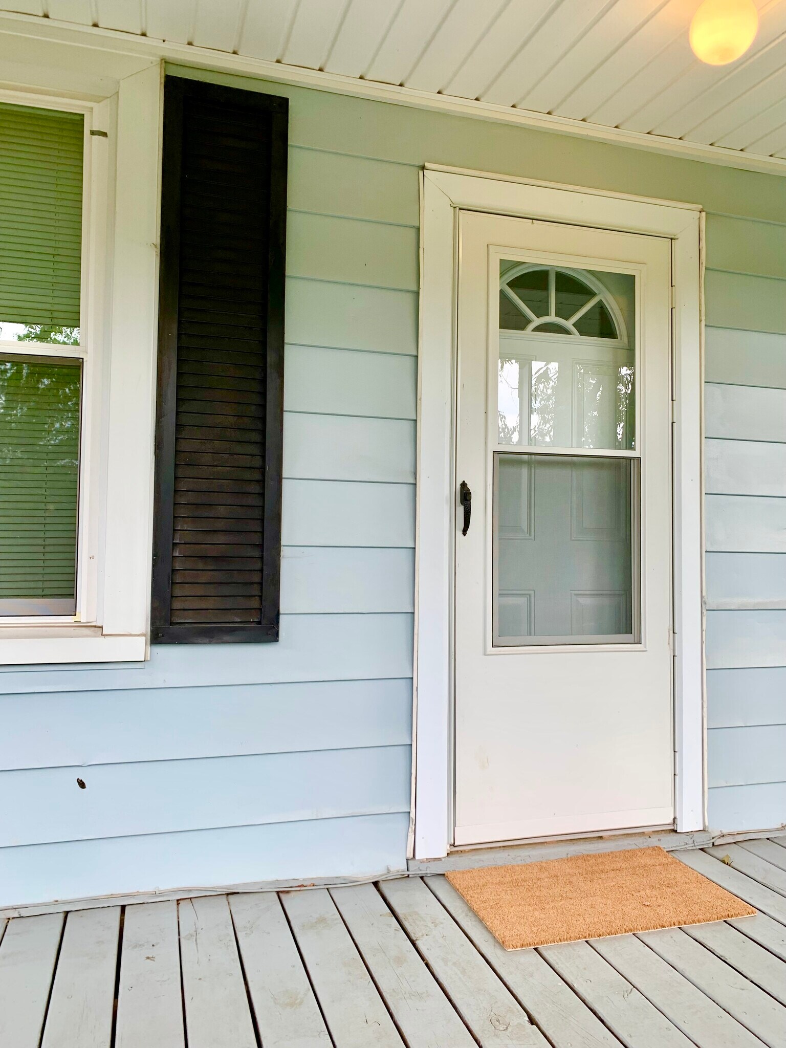 Front door - 1332 Buena Vista Blvd SE