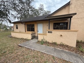 Building Photo - Easy Maintenance 2 Bedroom 2 Bath!