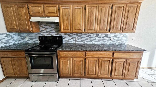 Building Photo - 4117 Gyrfalcon Dr