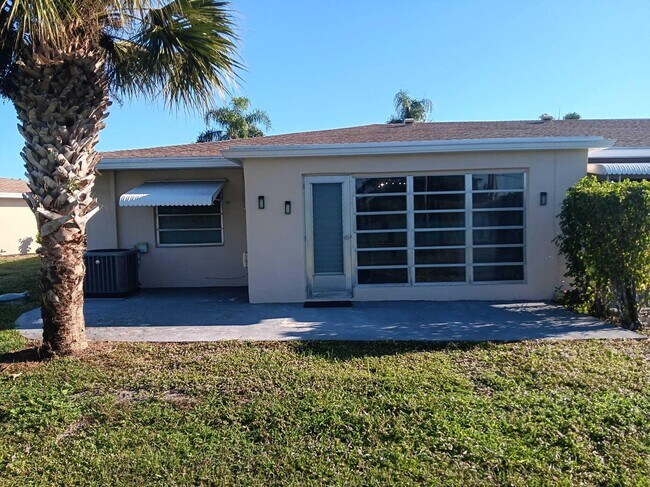 Building Photo - 20886 Vinesta Cir