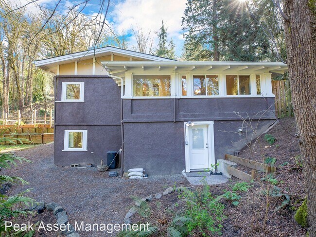 Building Photo - 3 br, 2 bath House - 2909 SW Upper Dr