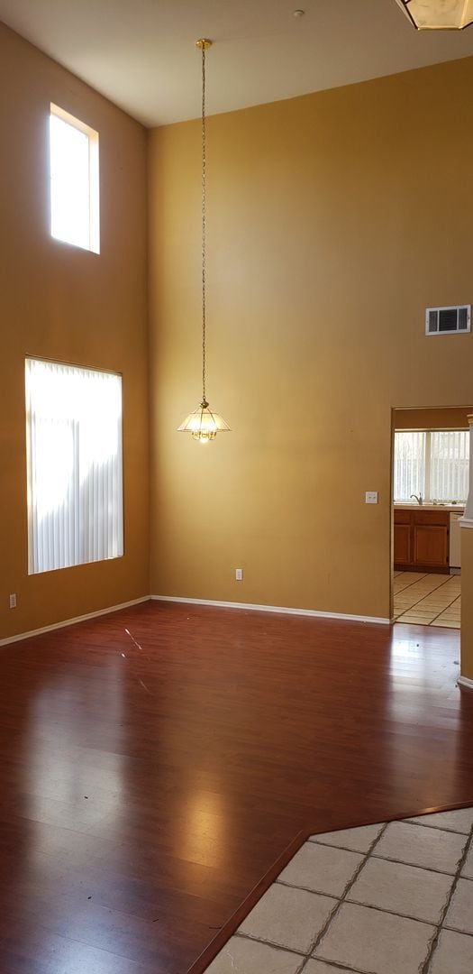 Building Photo - 7621 Kelty Dr