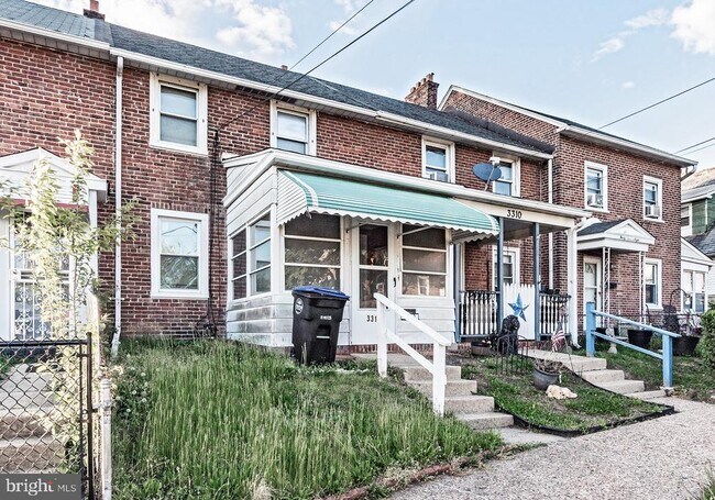 Building Photo - 3312 W 13th St