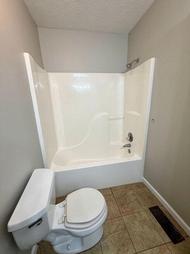 Building Photo - 00503