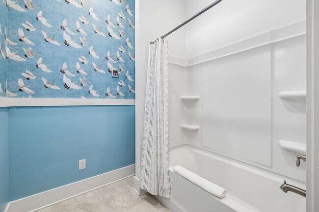 Building Photo - 28 Emerald Beach Cir