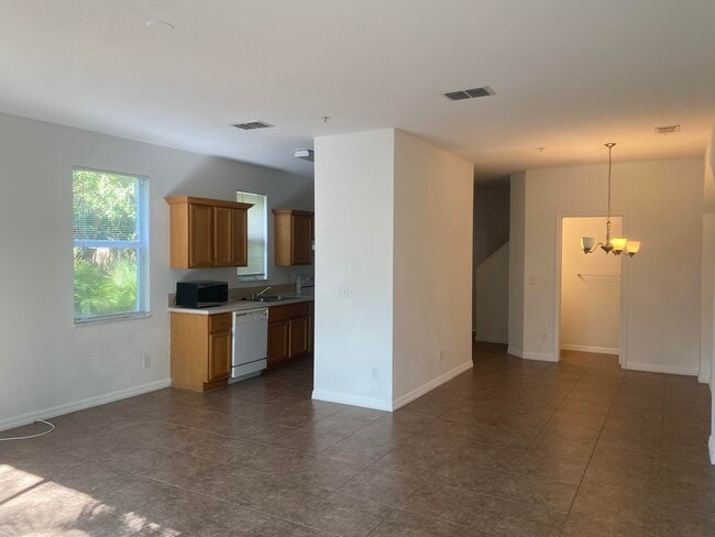 Building Photo - 771 Pipers Cay Dr