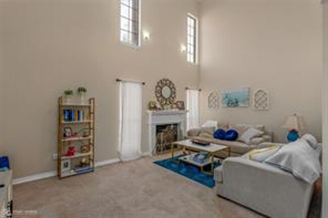 Building Photo - North Bossier Townhouse