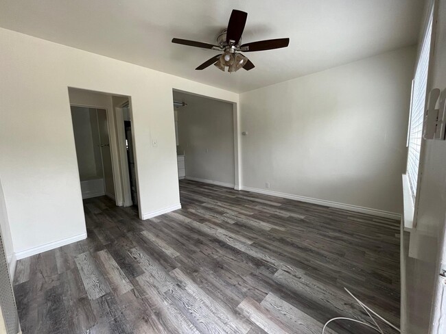 Interior Photo - 2437 S. Centinela Ave