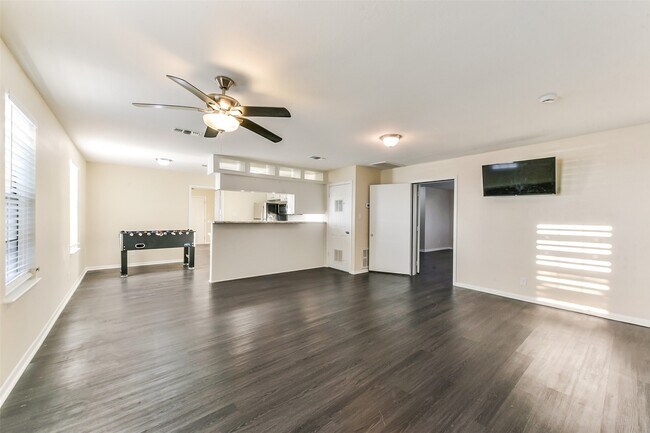 Building Photo - 3602 Alice St