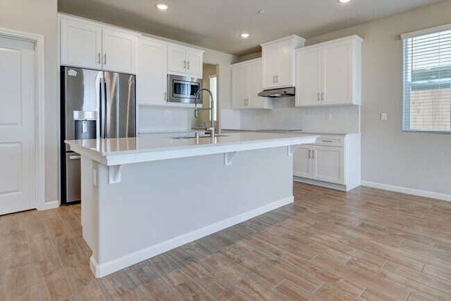 Building Photo - 857 Halford Ln