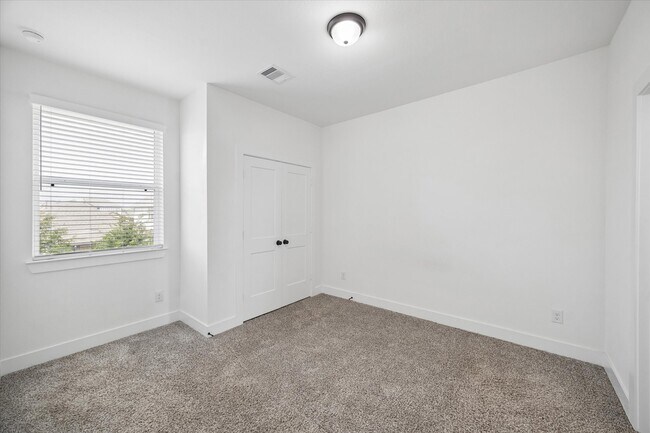 Building Photo - 12946 Rio Mariano Ln