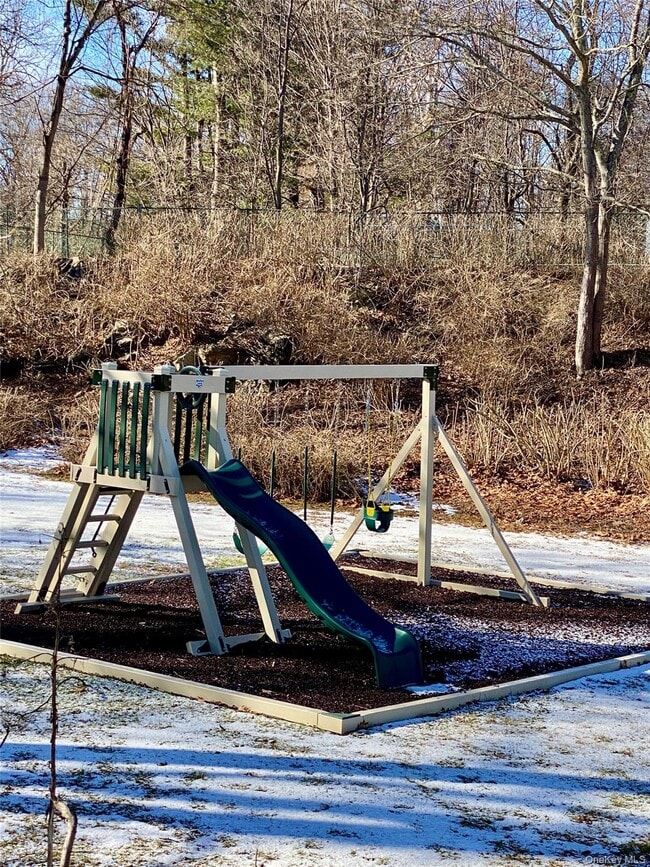 Building Photo - 304 Drew Ln