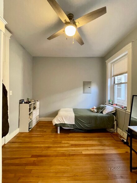 Building Photo - 80 Fenway