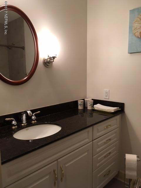 Building Photo - 320 1st St N