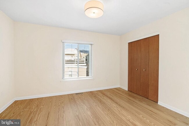Building Photo - 751 N Ringgold St