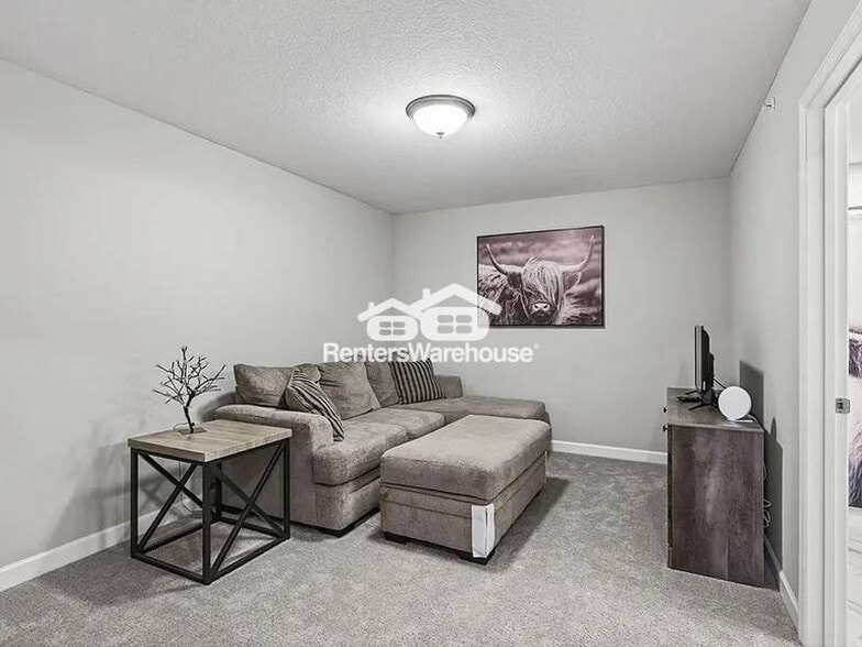 Building Photo - 25584 3rd St W
