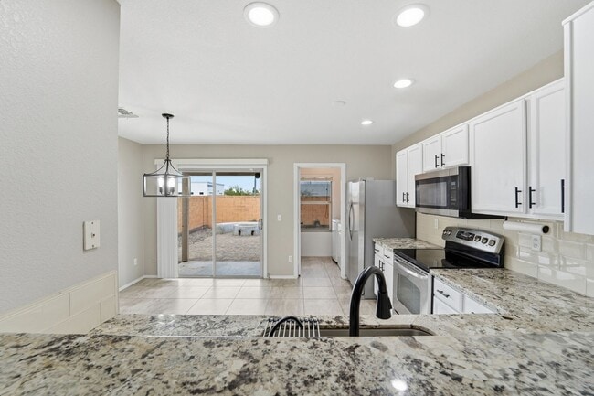 Building Photo - Quiet Cul-De-Sac Living in the Heart of Chandler