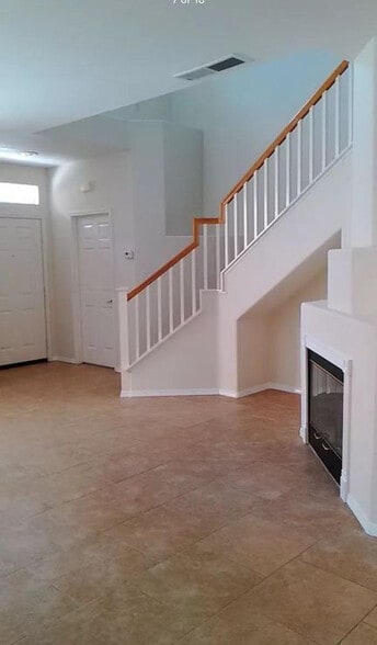 Building Photo - 24630 Magnolia Pl