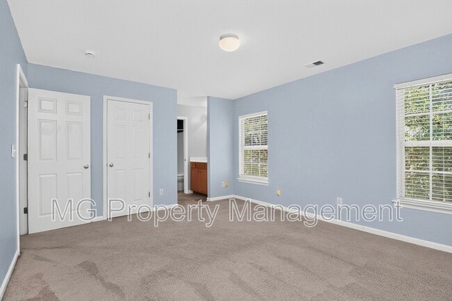 Building Photo - 11909 Stratfield Pl Cir