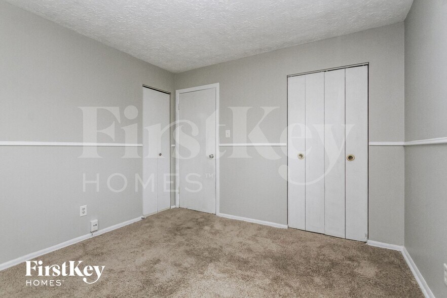 Building Photo - 416 Ada Ln