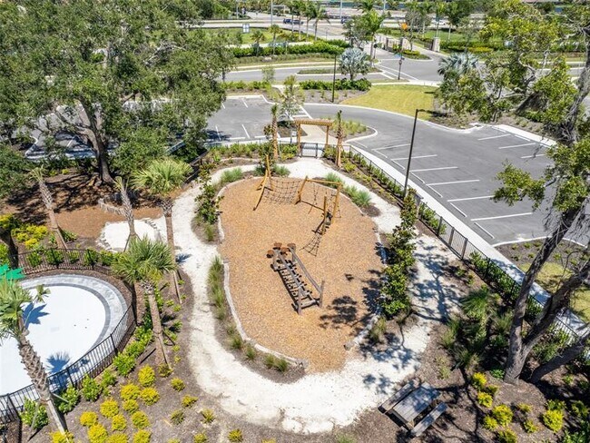 Building Photo - 5728 Haven Ter