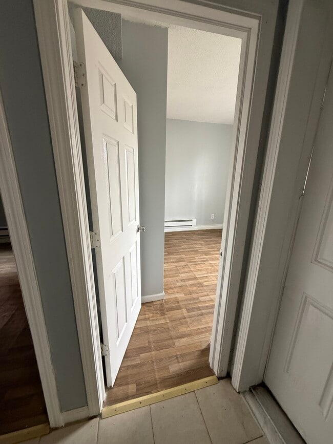 Building Photo - 34 Bedford St