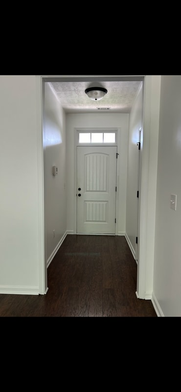 Building Photo - 897 Westlawn Dr