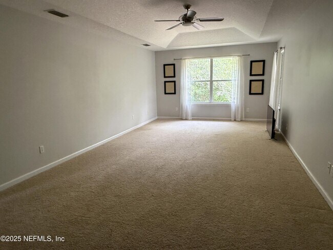 Building Photo - 1010 Garrison Dr