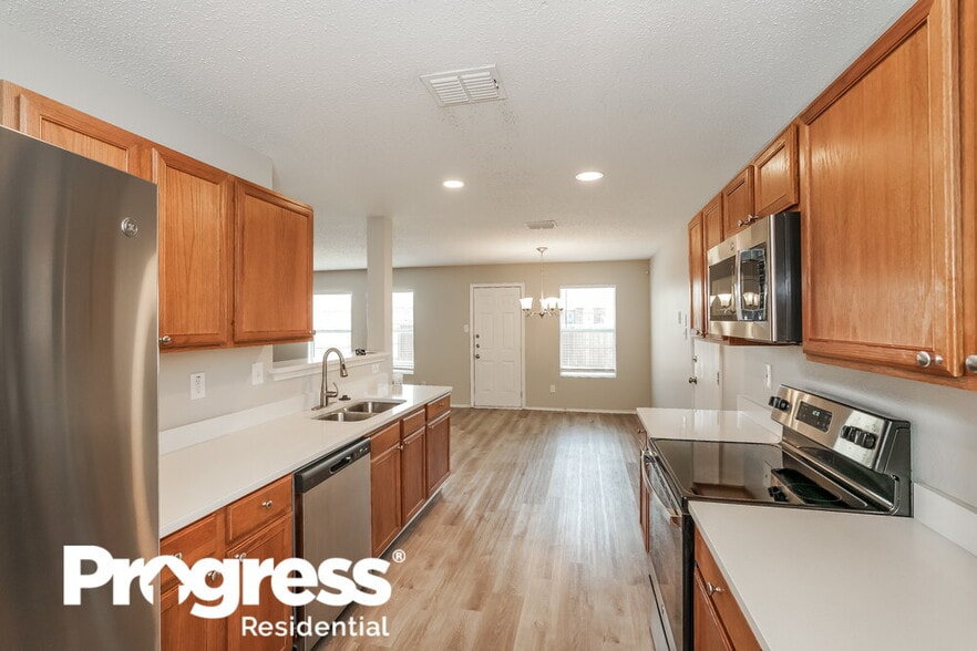 Building Photo - 2908 Cottage Ln