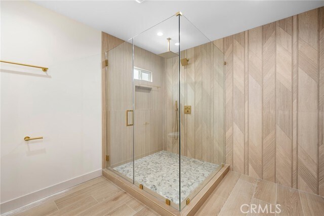 Building Photo - 918 University Ave