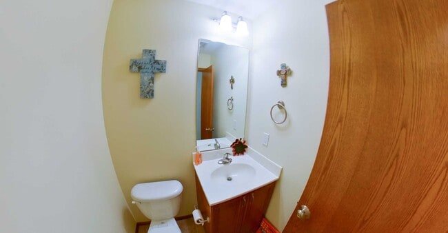 Building Photo - 5401 Stone Crest Dr