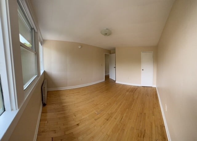 Building Photo - 222 Summit St