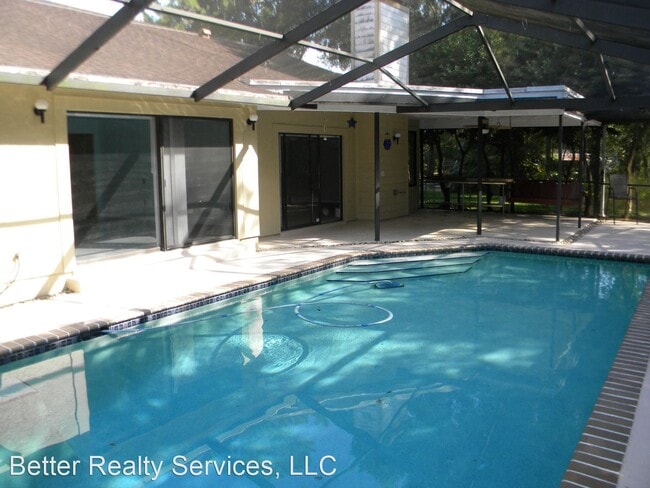 Building Photo - 3 br, 2 bath House - 2402 Burlwood Dr.