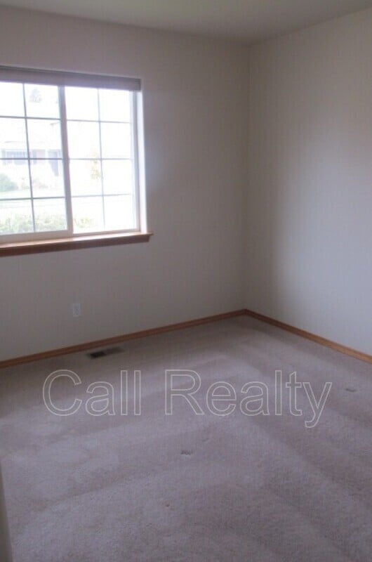 Building Photo - 4123 S Stonington Ln