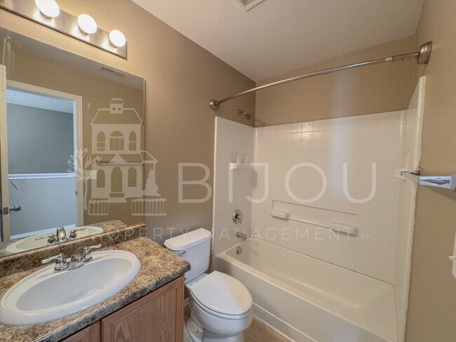 Building Photo - Fountain Fort Carson Townhome