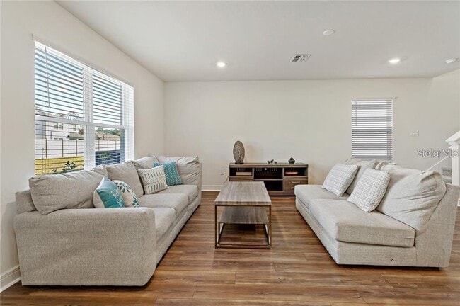 Building Photo - 30555 Thunderbird Dr